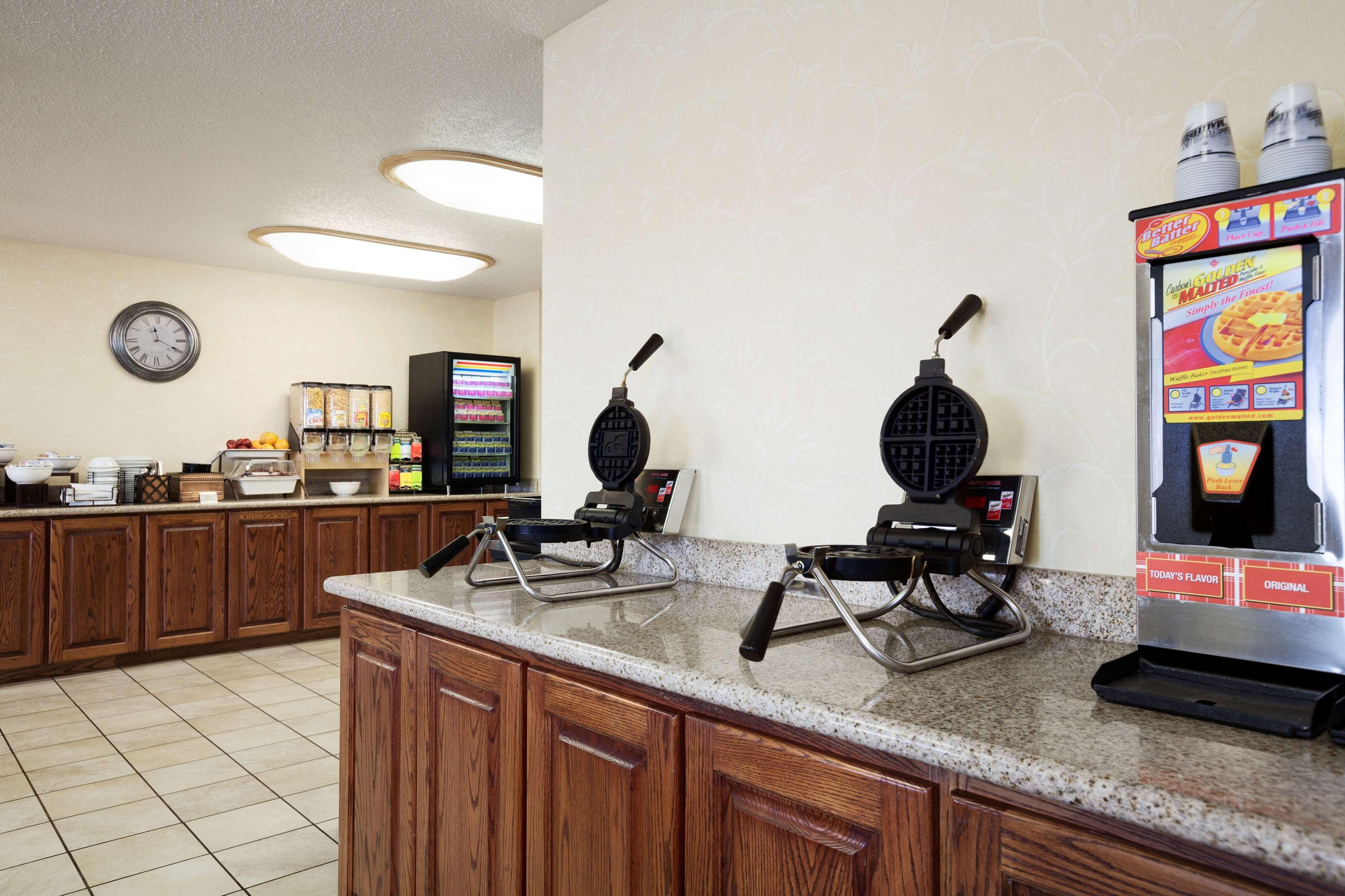 Country Inn & Suites By Radisson Bismarck Waterpark Luaran gambar