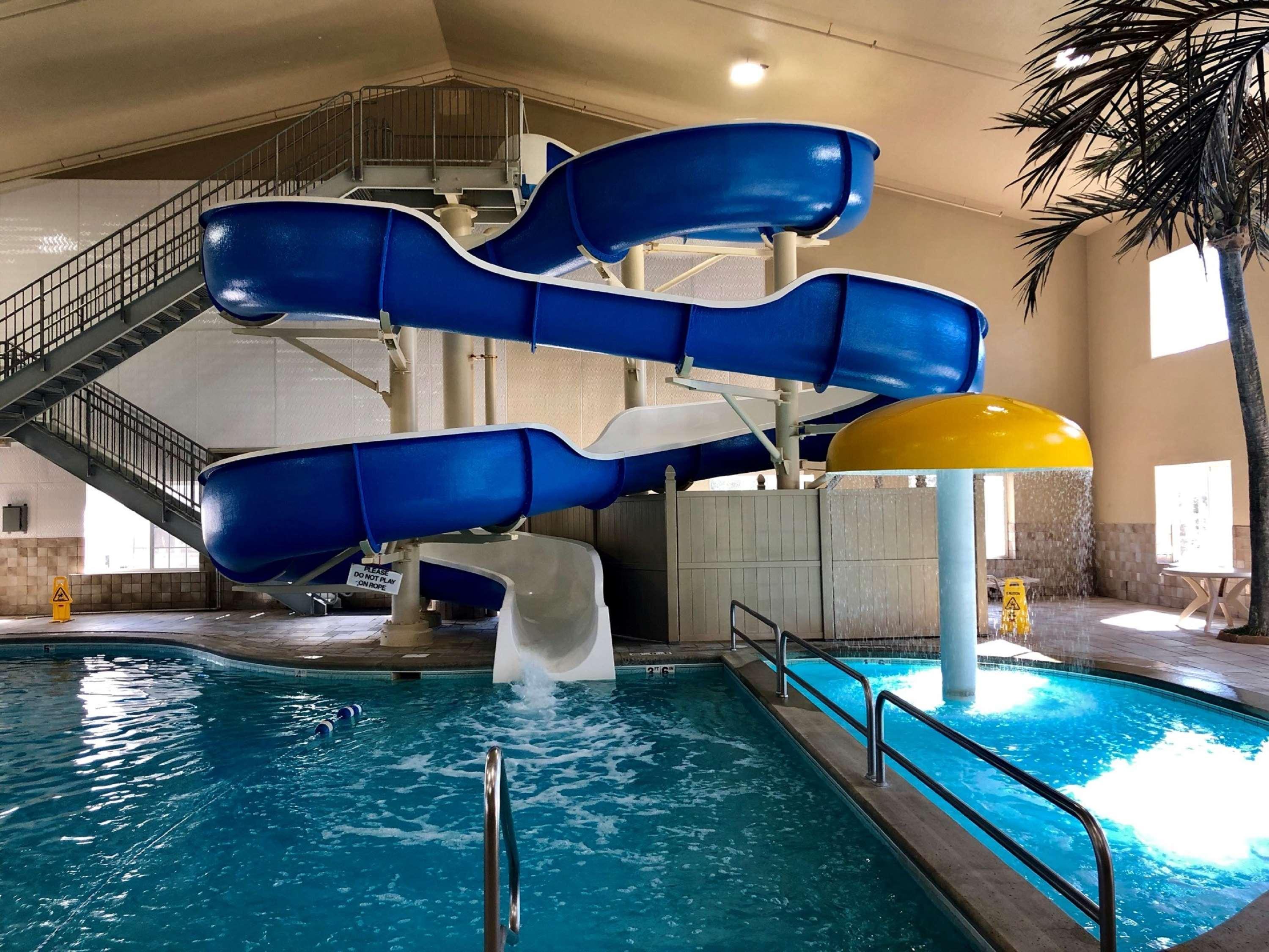 Country Inn & Suites By Radisson Bismarck Waterpark Luaran gambar