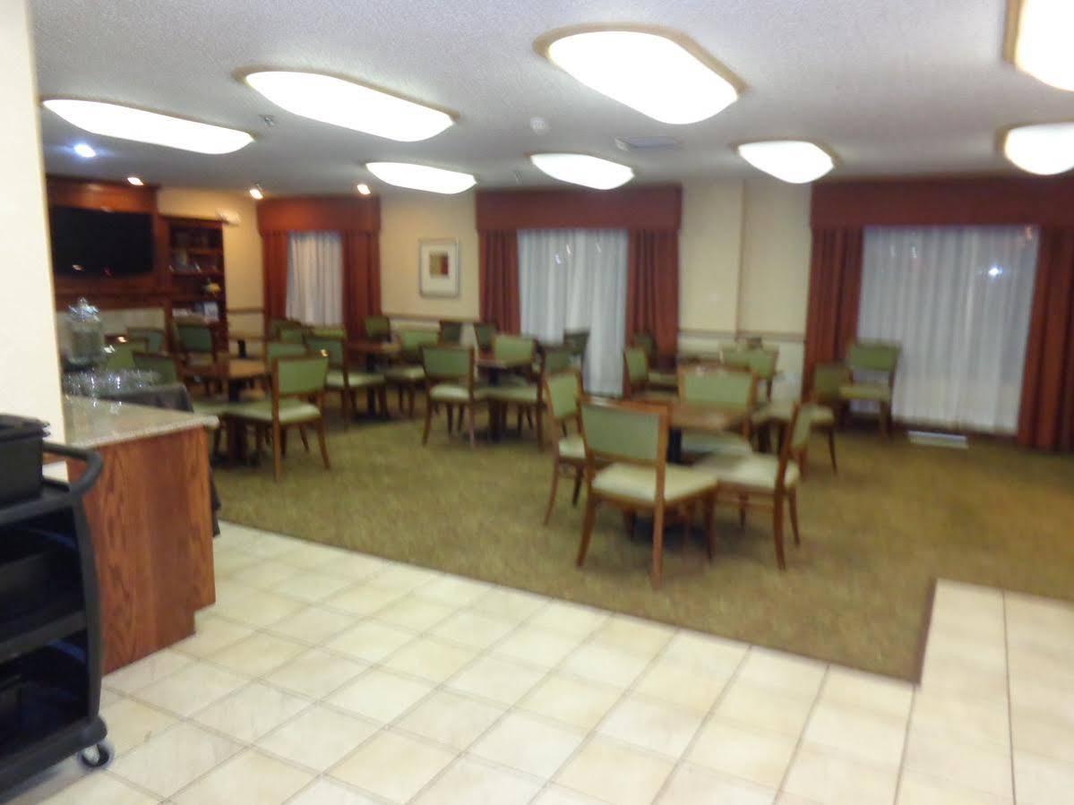 Country Inn & Suites By Radisson Bismarck Waterpark Luaran gambar
