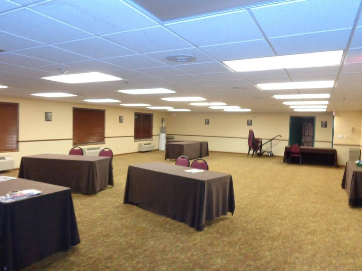 Country Inn & Suites By Radisson Bismarck Waterpark Luaran gambar